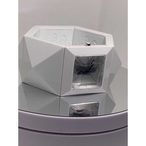 rip curl watch women Surf Tide Water Resistance Unique Style TESTED New Battery - Picture 9 of 16